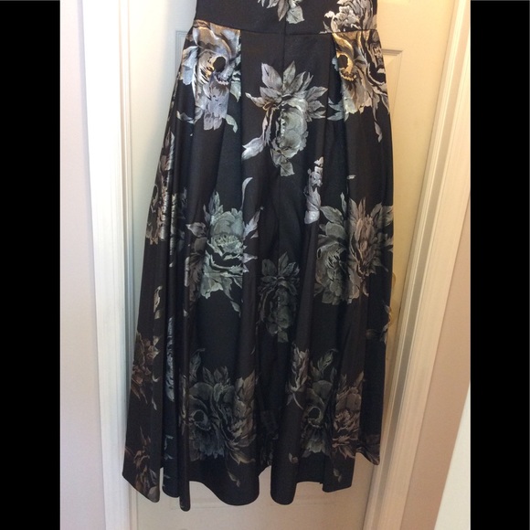 Prom or MOB Gown - Picture 14 of 16